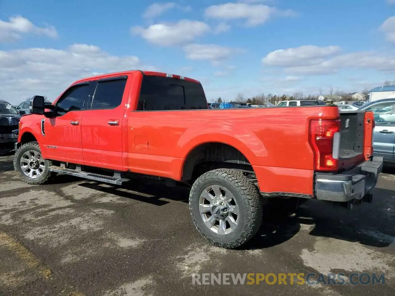 2 fotografías del automóvil dañado 1FT8W3BT6KEF10112 FORD F350 2019