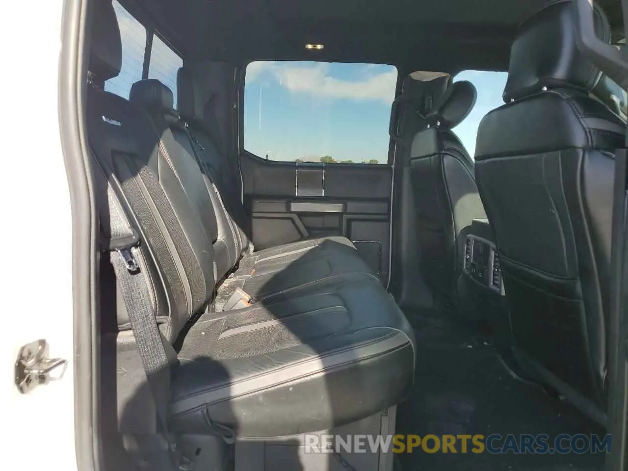 10 fotografías del automóvil dañado 1FT8W3BT7KEF98409 FORD F350 2019