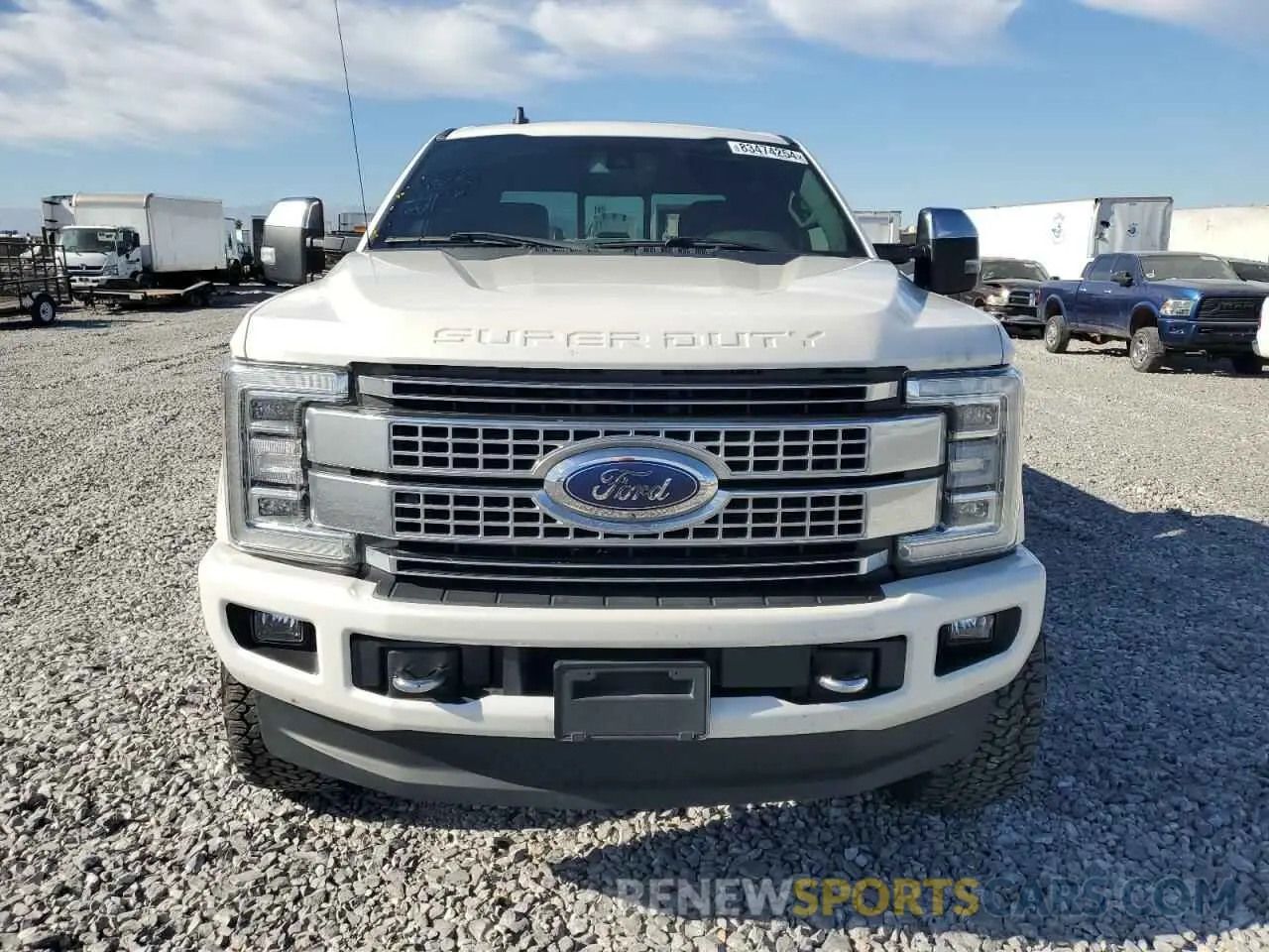5 fotografías del automóvil dañado 1FT8W3BT7KEF98409 FORD F350 2019
