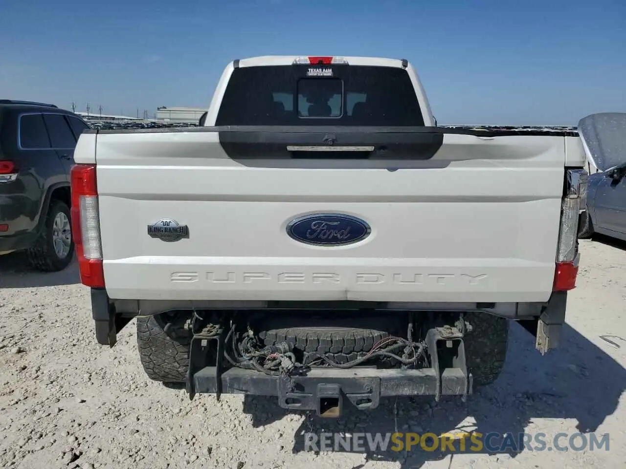 6 fotografías del automóvil dañado 1FT8W3BT8KEE64041 FORD F350 2019
