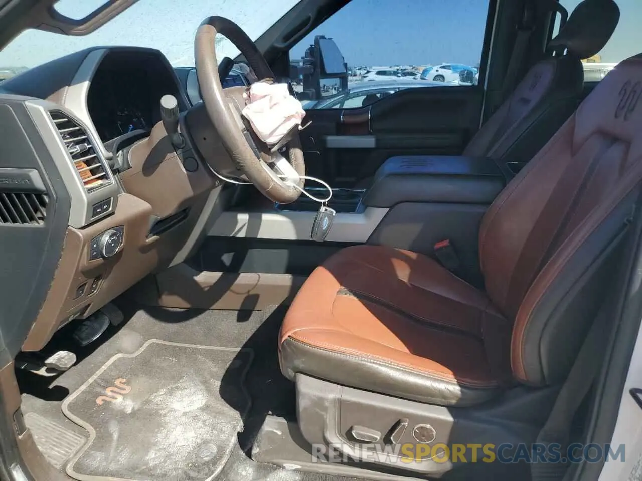 7 fotografías del automóvil dañado 1FT8W3BT8KEE64041 FORD F350 2019