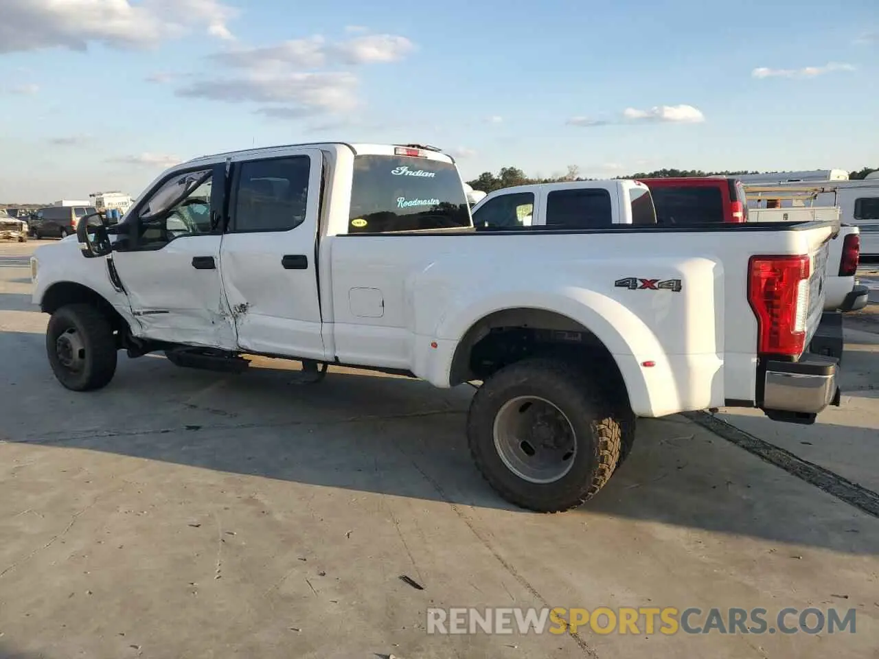 2 fotografías del automóvil dañado 1FT8W3DT1KED75263 FORD F350 2019