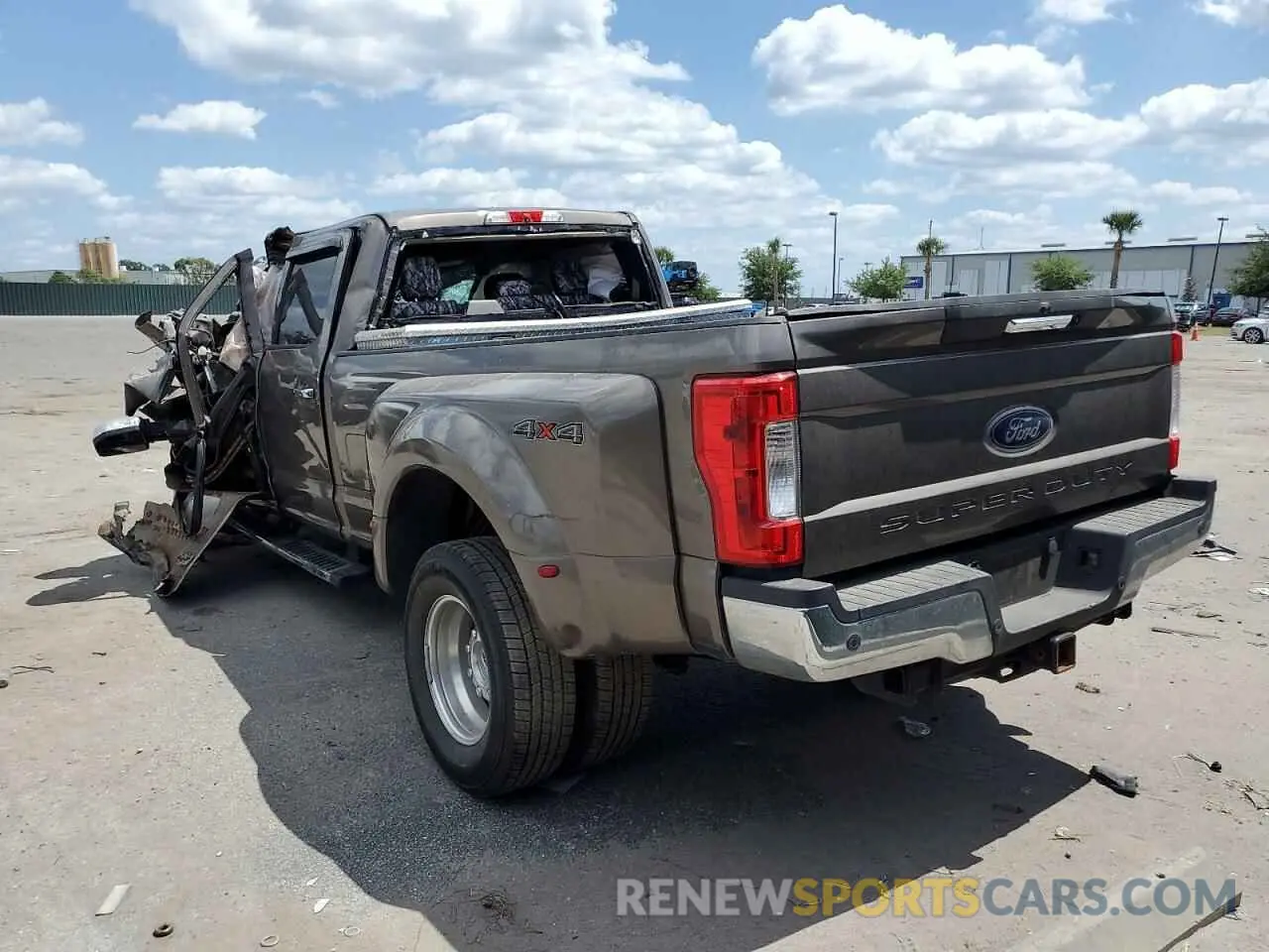 3 fotografías del automóvil dañado 1FT8W3DT4KED23335 FORD F350 2019