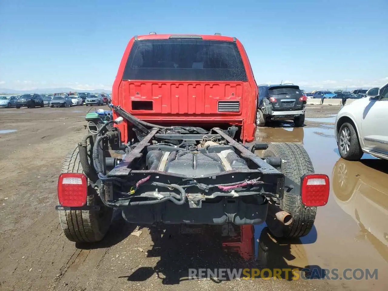 6 fotografías del automóvil dañado 1FD8W3FT2LEE49333 FORD F350 2020