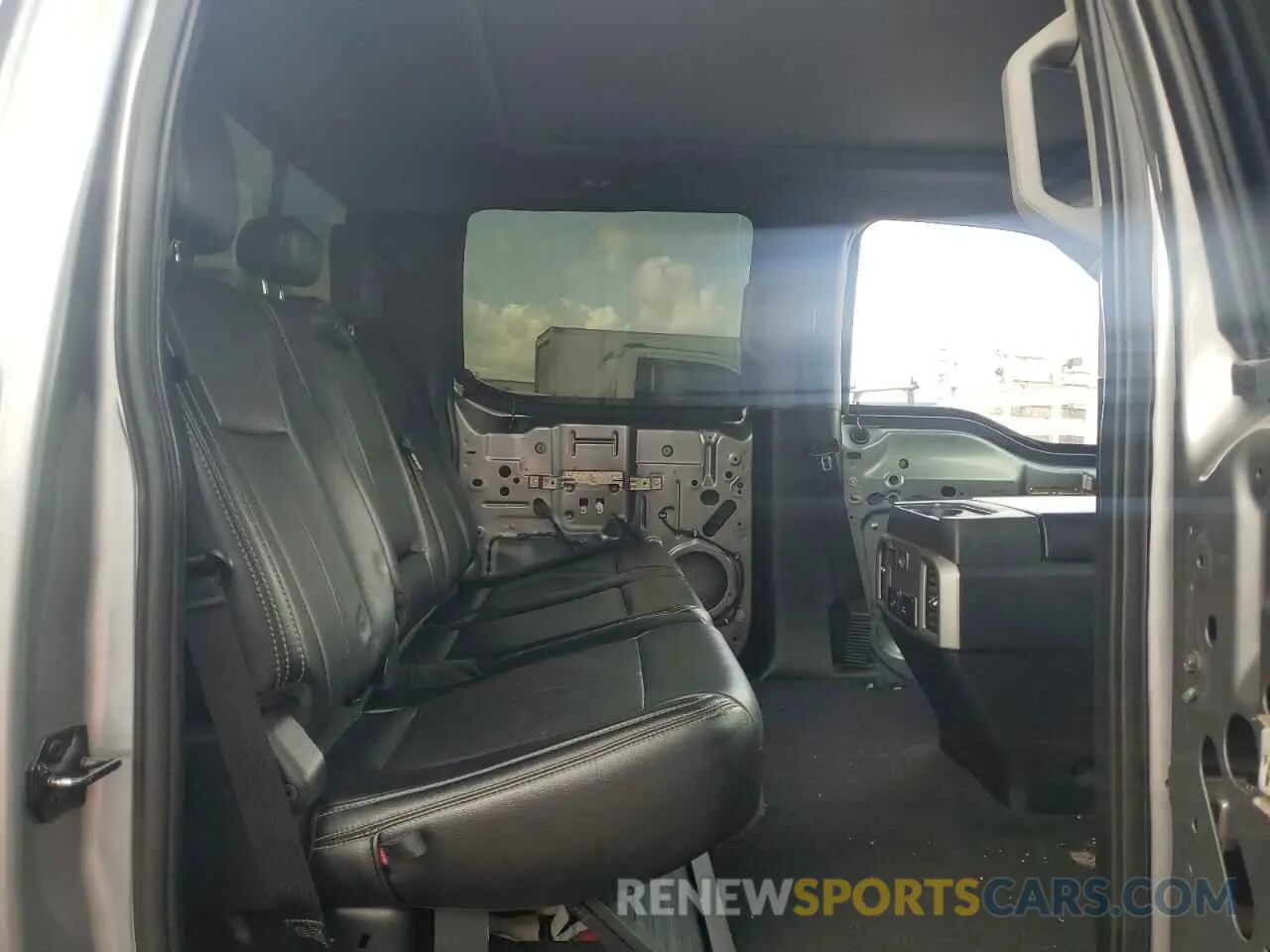 10 fotografías del automóvil dañado 1FT8W3BT0LEC29506 FORD F350 2020
