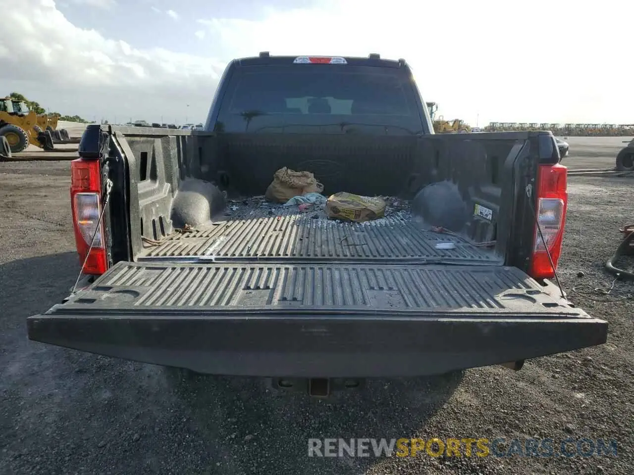 10 fotografías del automóvil dañado 1FT8W3B65MEE16624 FORD F350 2021