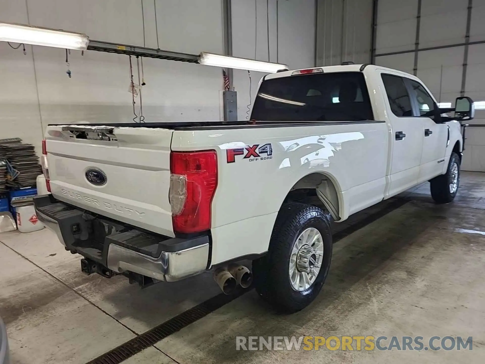 5 fotografías del automóvil dañado 1FT8W3BT0MEE10543 FORD F350 2021