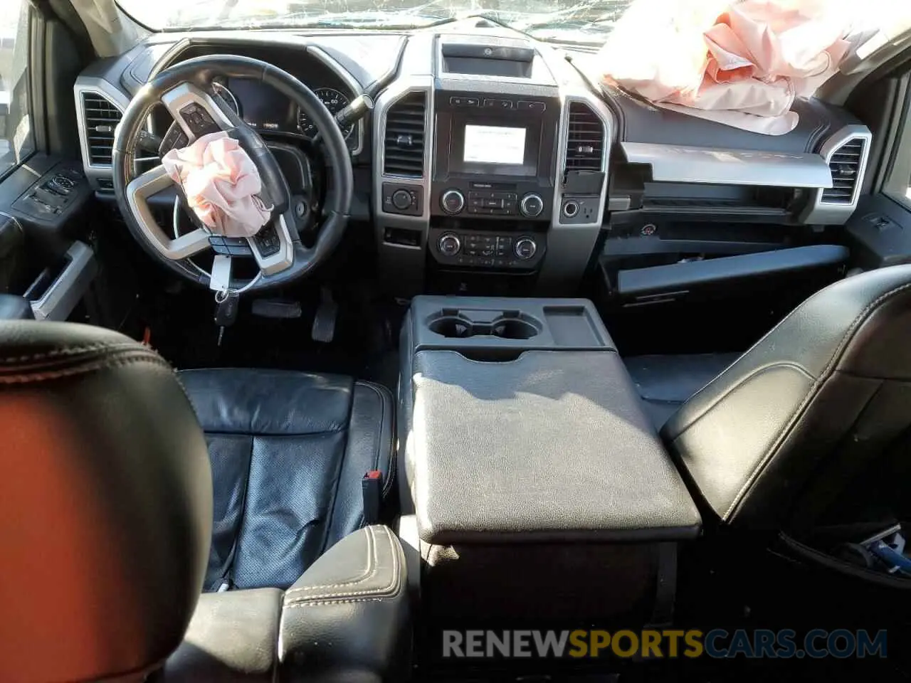 8 fotografías del automóvil dañado 1FT8W3BT8MED20203 FORD F350 2021