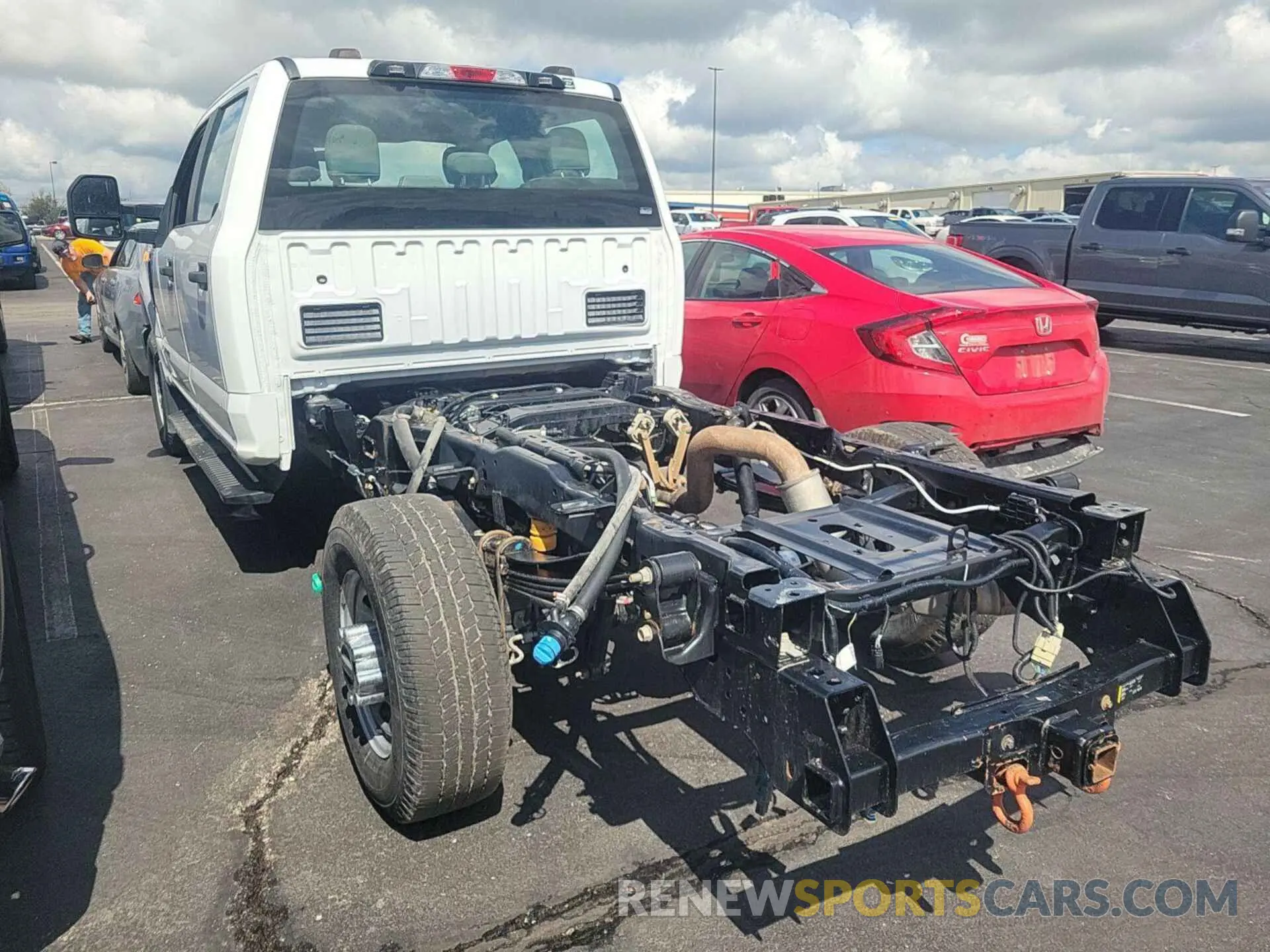 12 fotografías del automóvil dañado 1FT8W3BTXMEC12343 FORD F350 2021