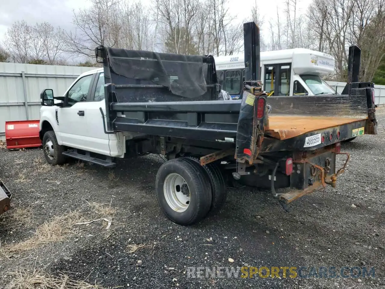 2 fotografías del automóvil dañado 1FD8X3HN7NEC74253 FORD F350 2022