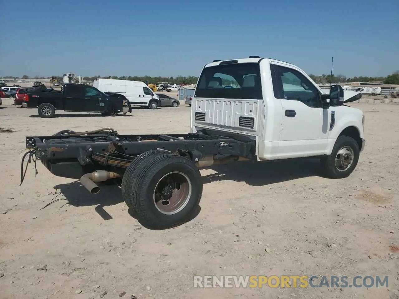 3 fotografías del automóvil dañado 1FDRF3G60NEE17240 FORD F350 2022