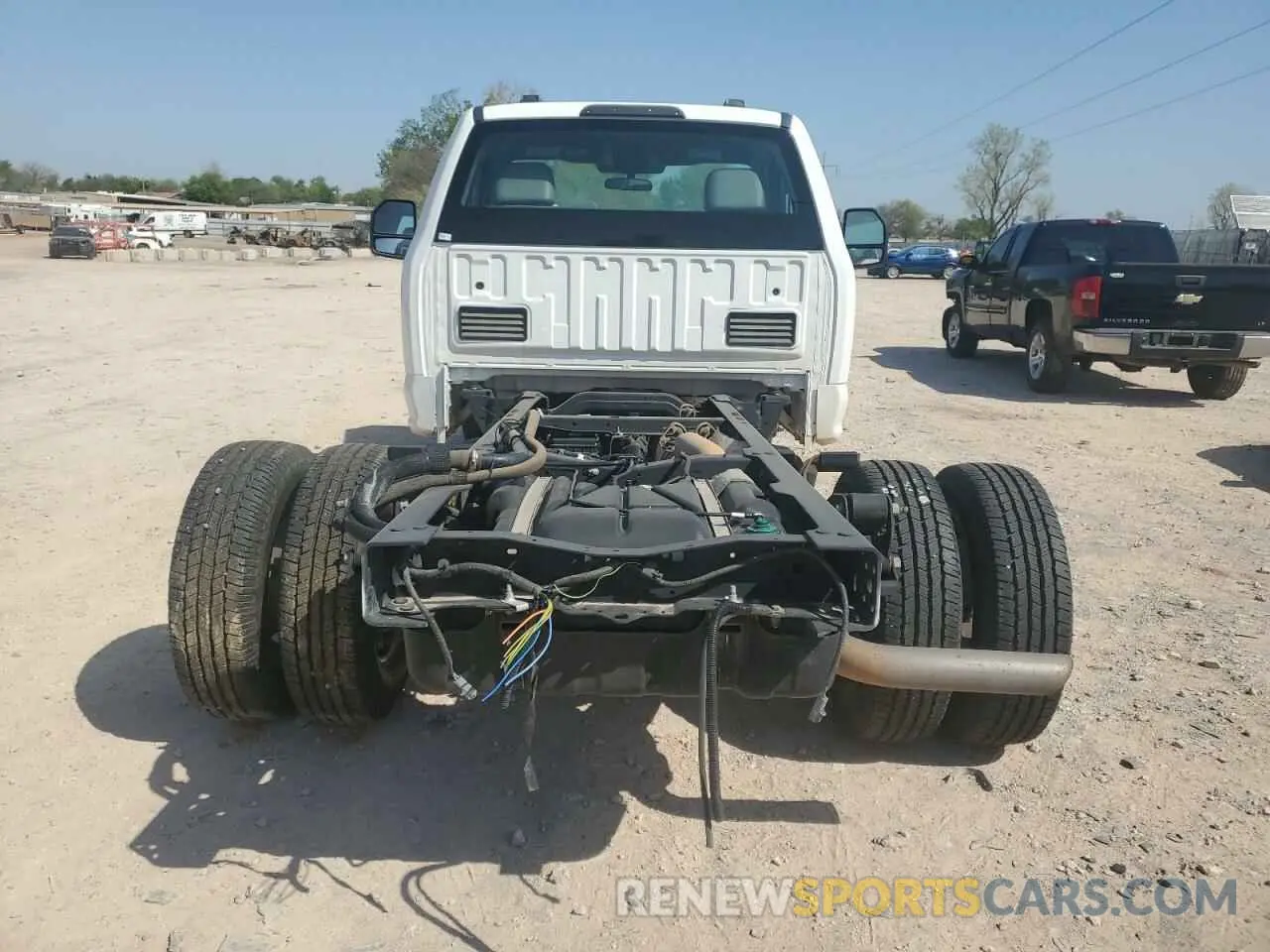 6 fotografías del automóvil dañado 1FDRF3G60NEE17240 FORD F350 2022
