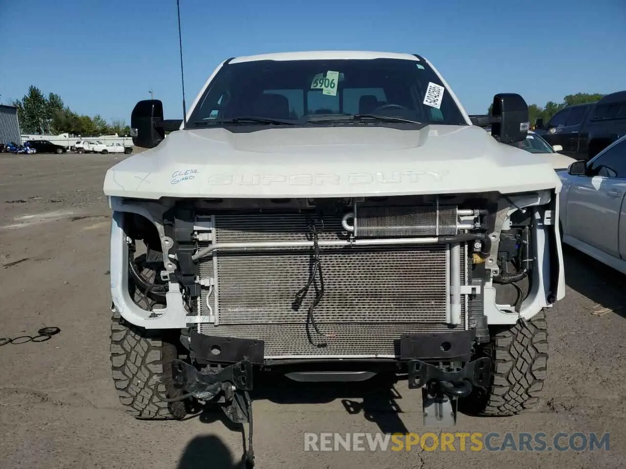 5 fotografías del automóvil dañado 1FT8W3BT2NEC89662 FORD F350 2022