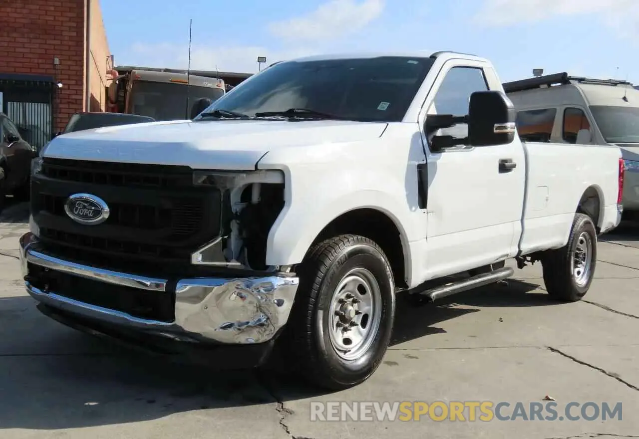 2 fotografías del automóvil dañado 1FTRF3A66NEG41366 FORD F350 2022