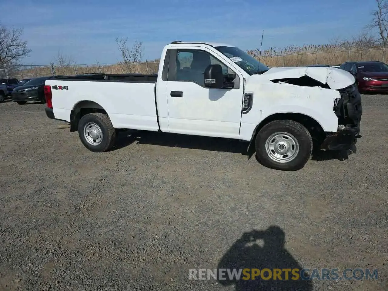 12 fotografías del automóvil dañado 1FTRF3B66NEE57981 FORD F350 2022
