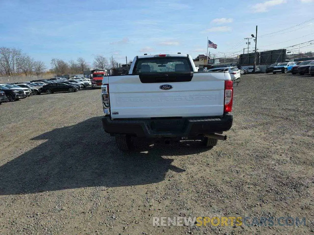 6 fotografías del automóvil dañado 1FTRF3B66NEE57981 FORD F350 2022