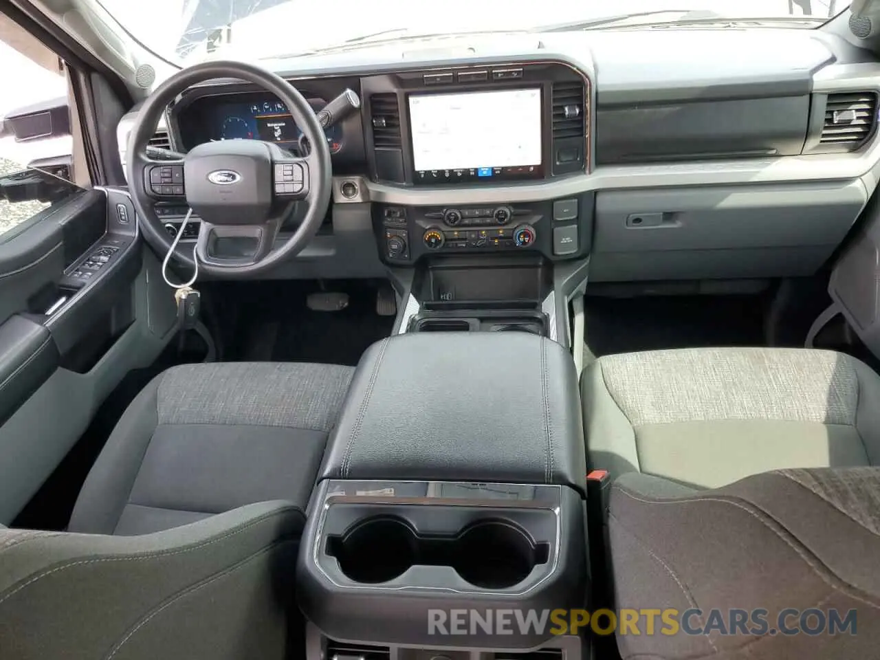 8 fotografías del automóvil dañado 1FT8W3BN1PEC95926 FORD F350 2023