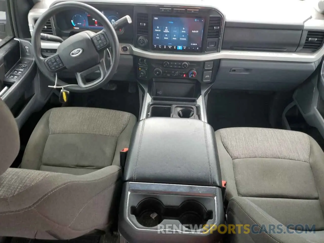 8 fotografías del automóvil dañado 1FT8W3BT6PED13884 FORD F350 2023