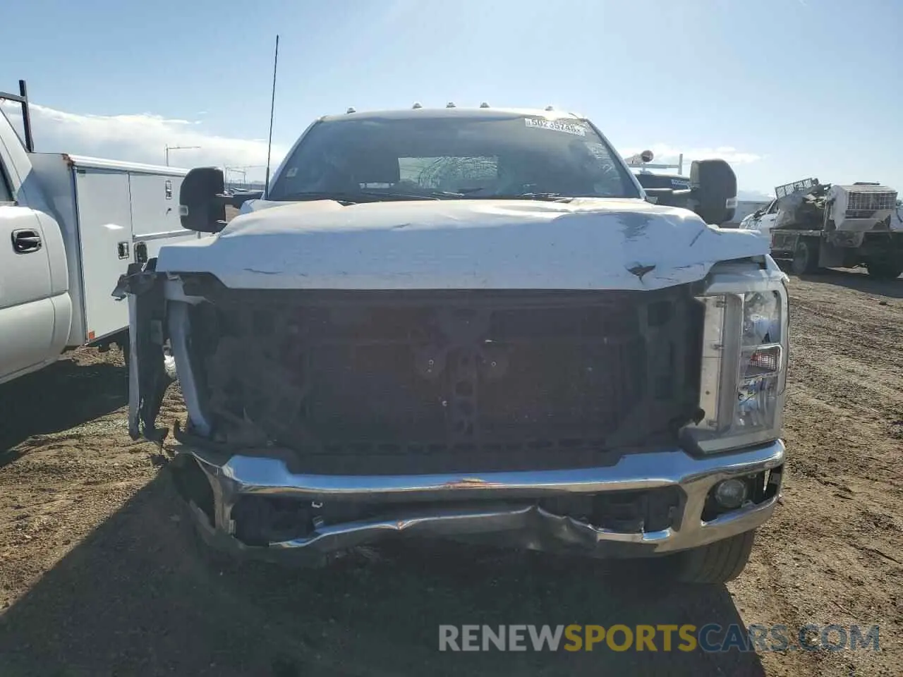 5 fotografías del automóvil dañado 1FT8W3DT2PEC16775 FORD F350 2023