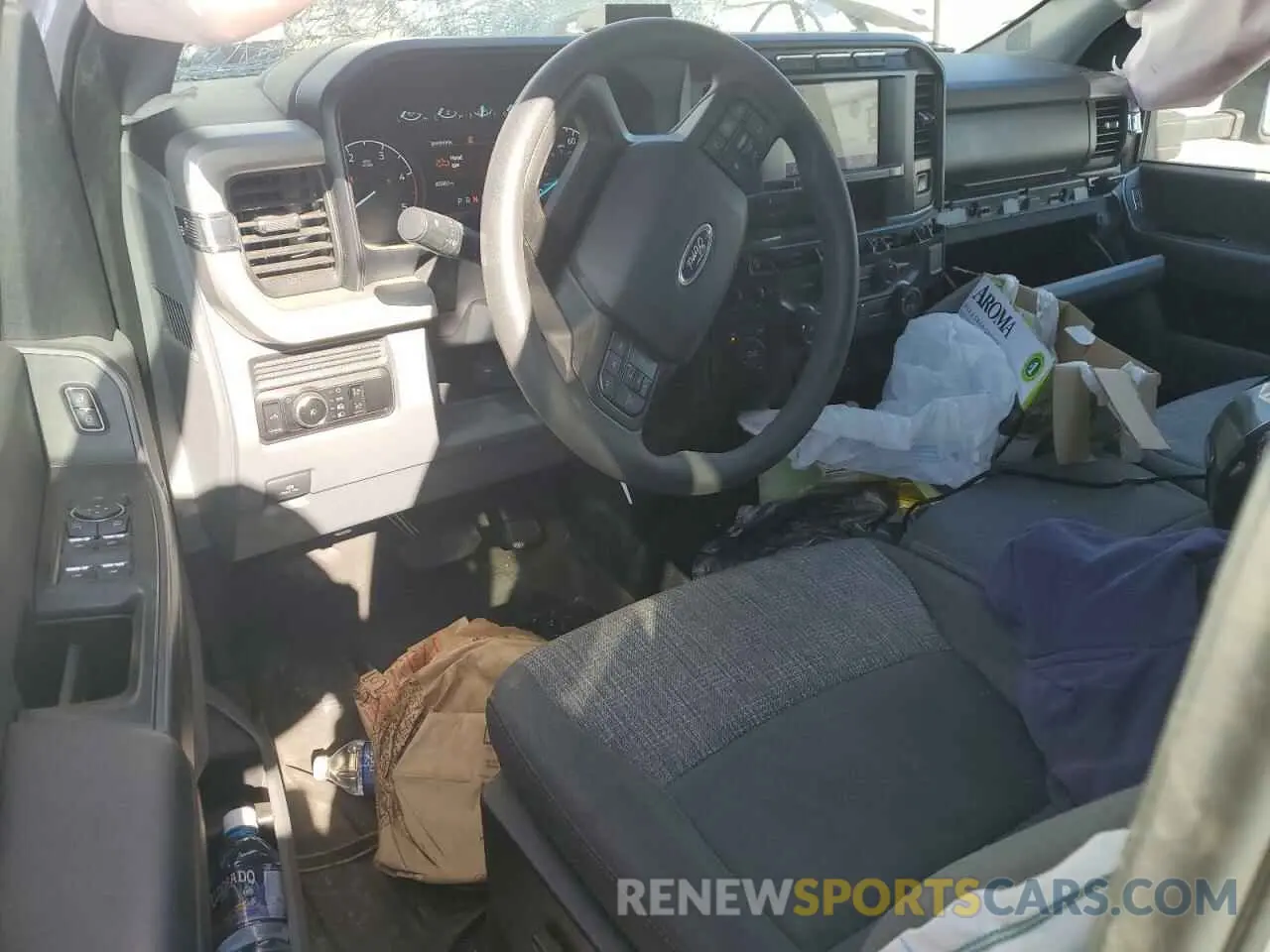 8 fotografías del automóvil dañado 1FT8W3DT2PEC16775 FORD F350 2023