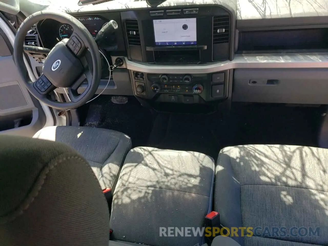 8 fotografías del automóvil dañado 1FT8X3BA8PED14174 FORD F350 2023
