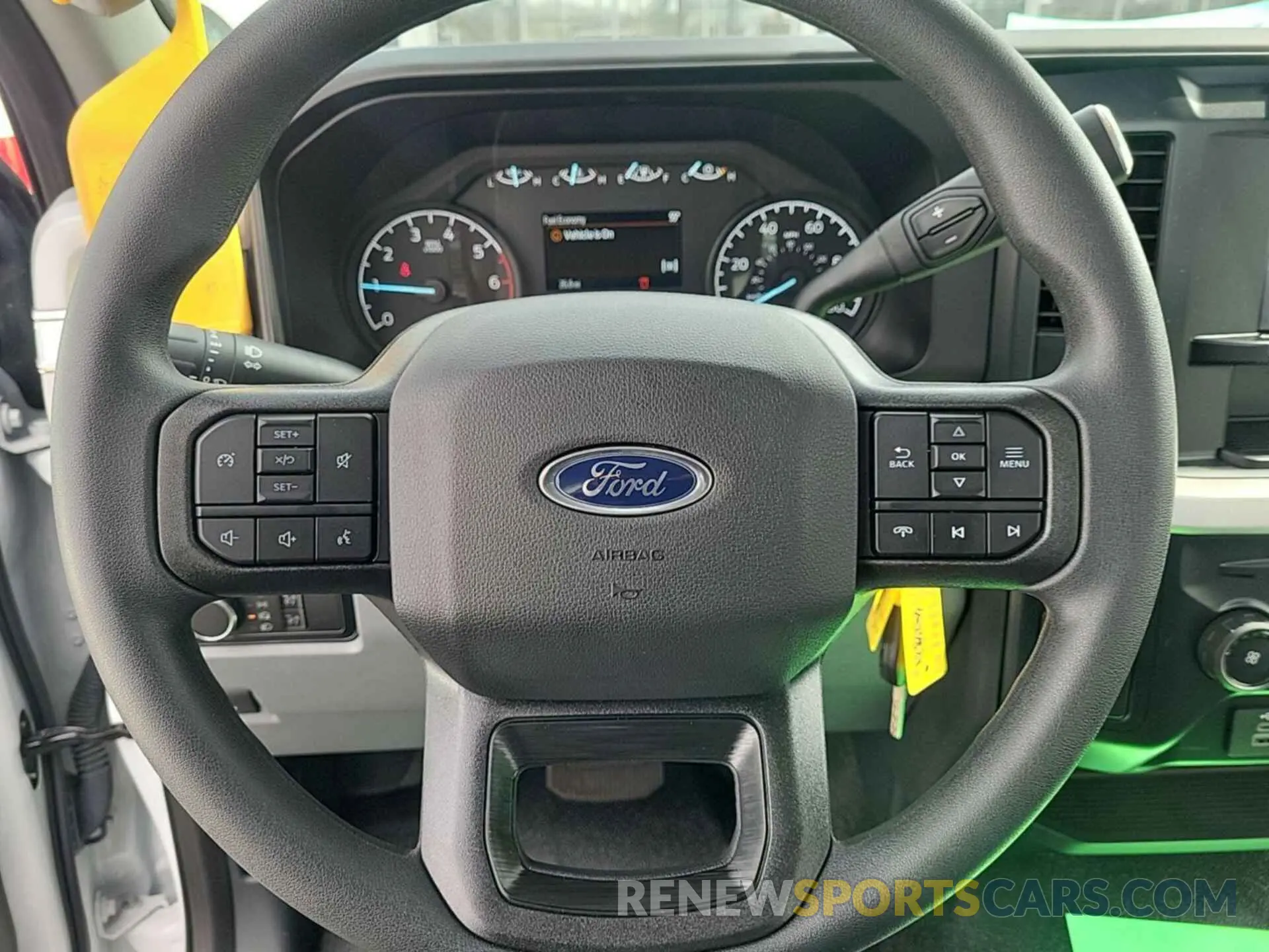 13 fotografías del automóvil dañado 1FTRF3CA5PED46425 FORD F350 2023