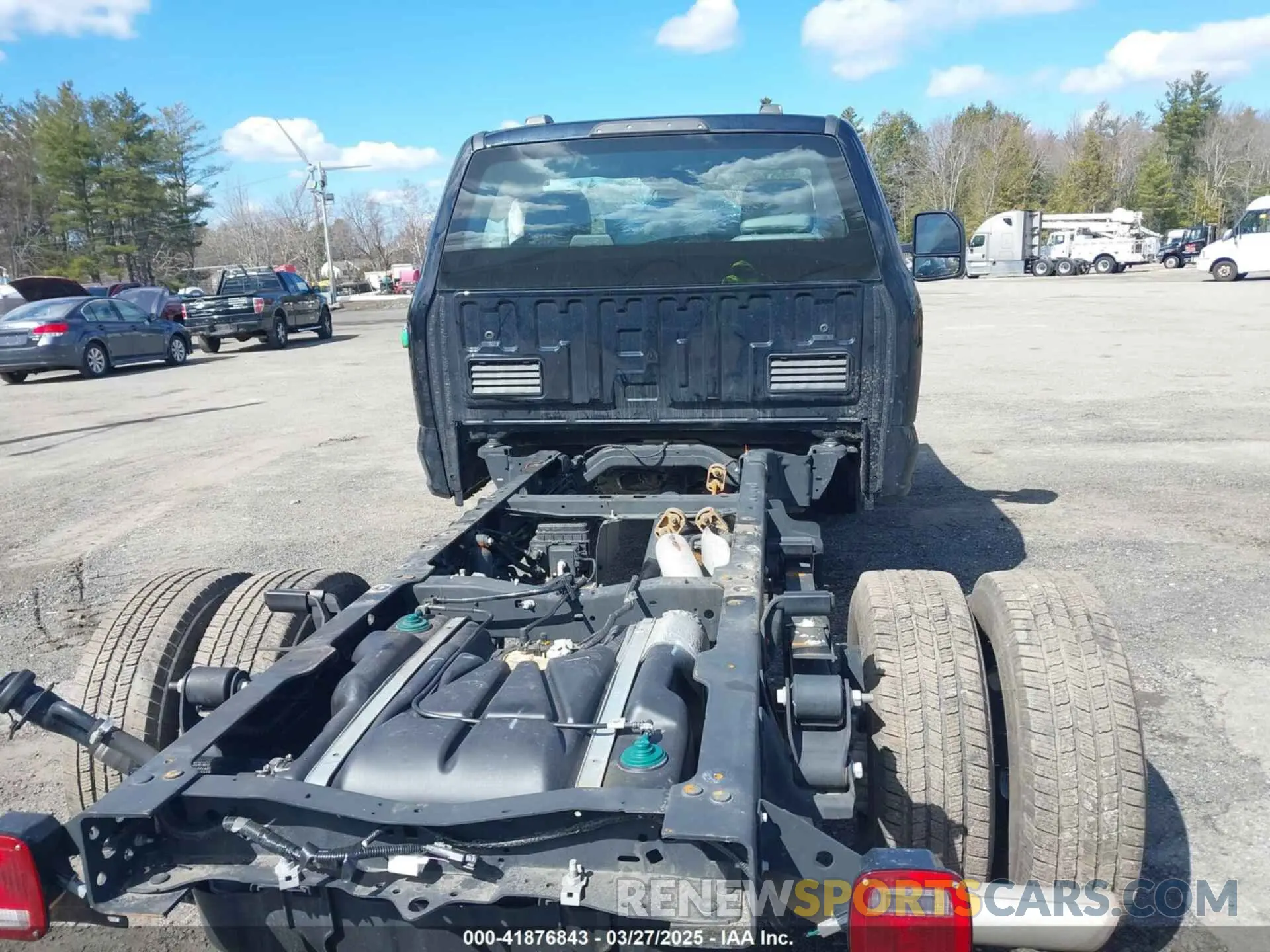 8 fotografías del automóvil dañado 1FDRF3HN9REE19693 FORD F350 2024