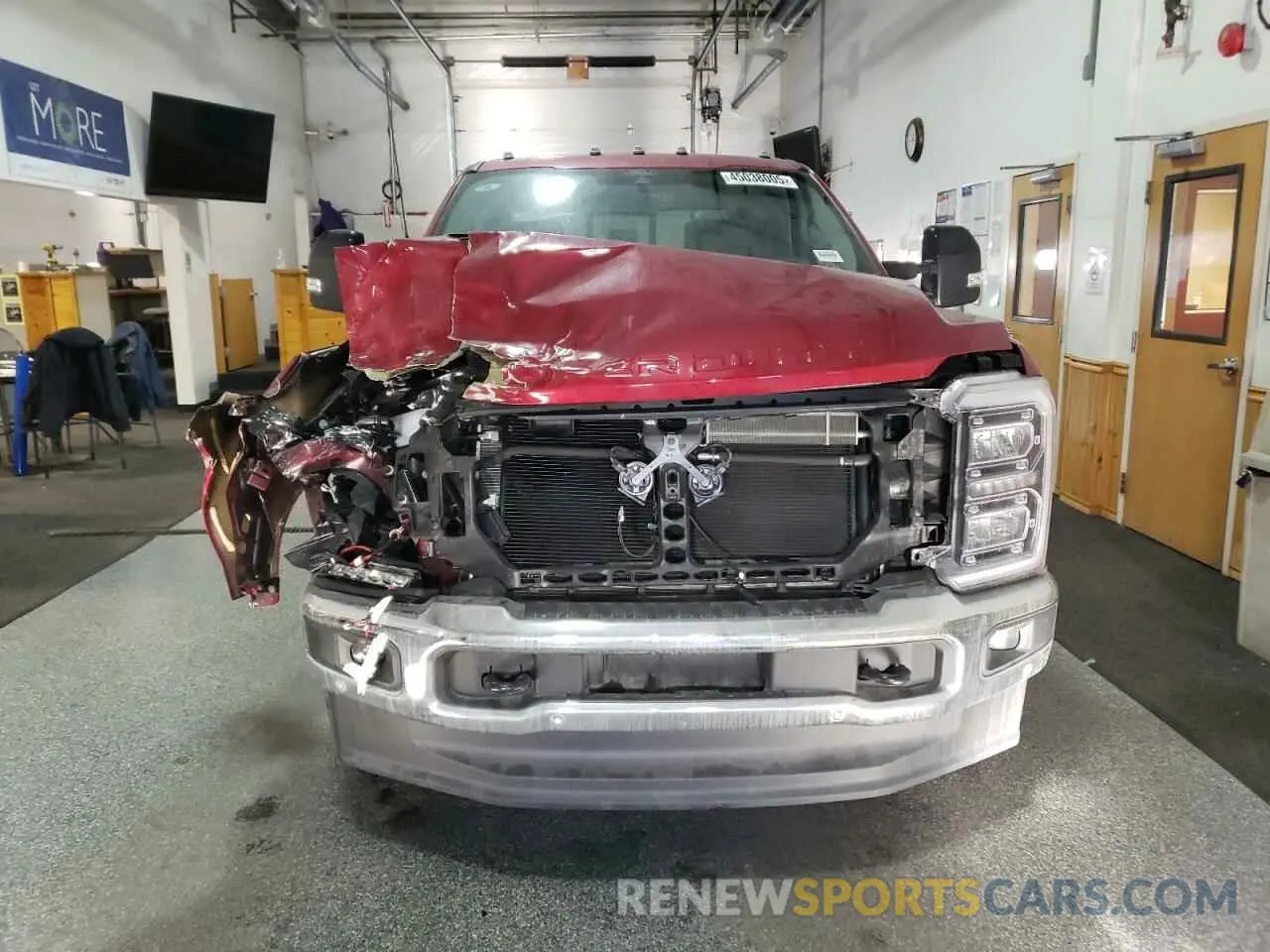 5 fotografías del automóvil dañado 1FT8W3BT5REF71350 FORD F350 2024
