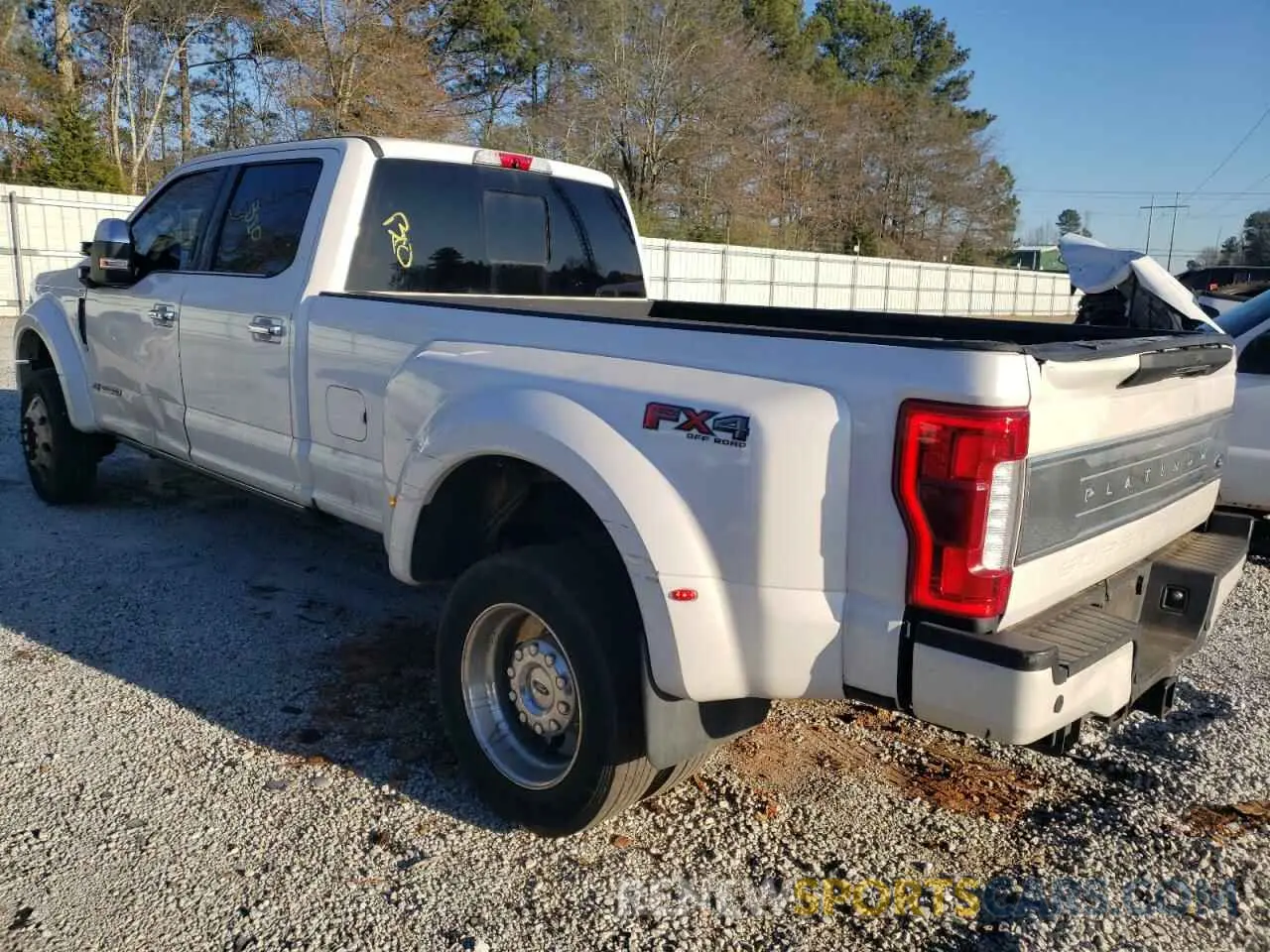 2 fotografías del automóvil dañado 1FT8W4DT0KEF64413 FORD F450 2019