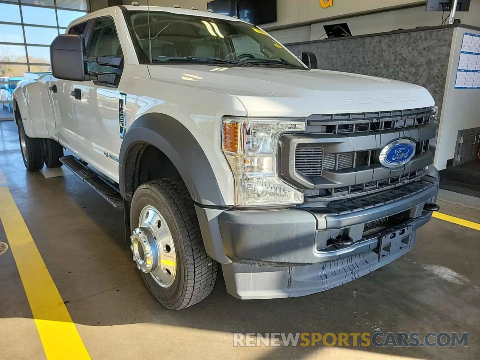 14 fotografías del automóvil dañado 1FT8W4DT8MED97673 FORD F450 2021