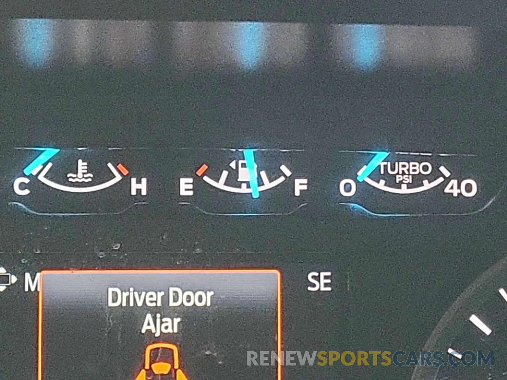 2 fotografías del automóvil dañado 1FT8W4DT8MED97673 FORD F450 2021