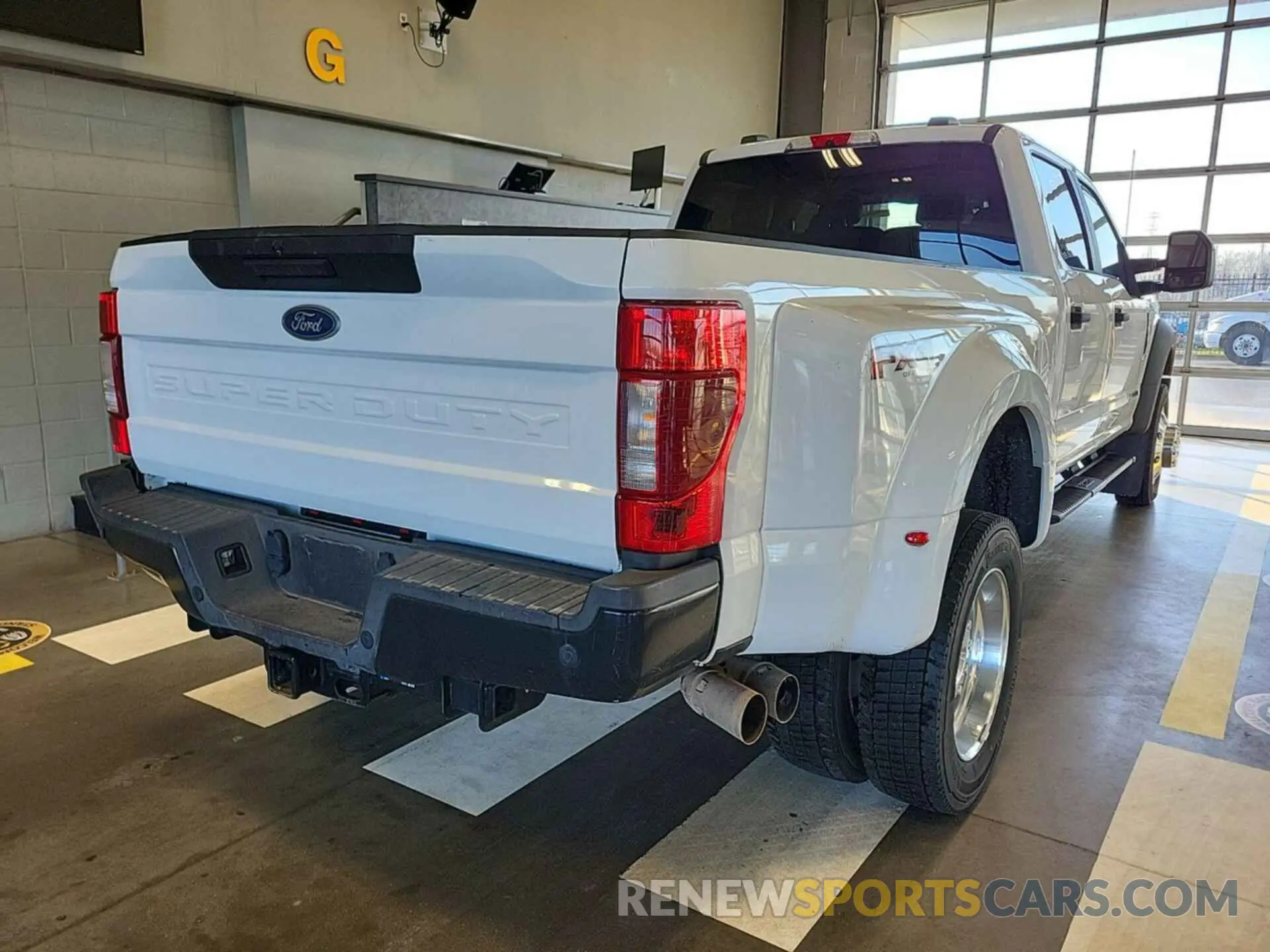 21 fotografías del automóvil dañado 1FT8W4DT8MED97673 FORD F450 2021