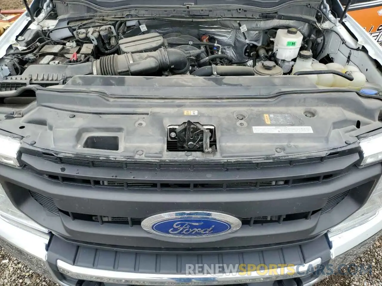 11 fotografías del automóvil dañado 1FDUF4GN8NDA18590 FORD F450 2022