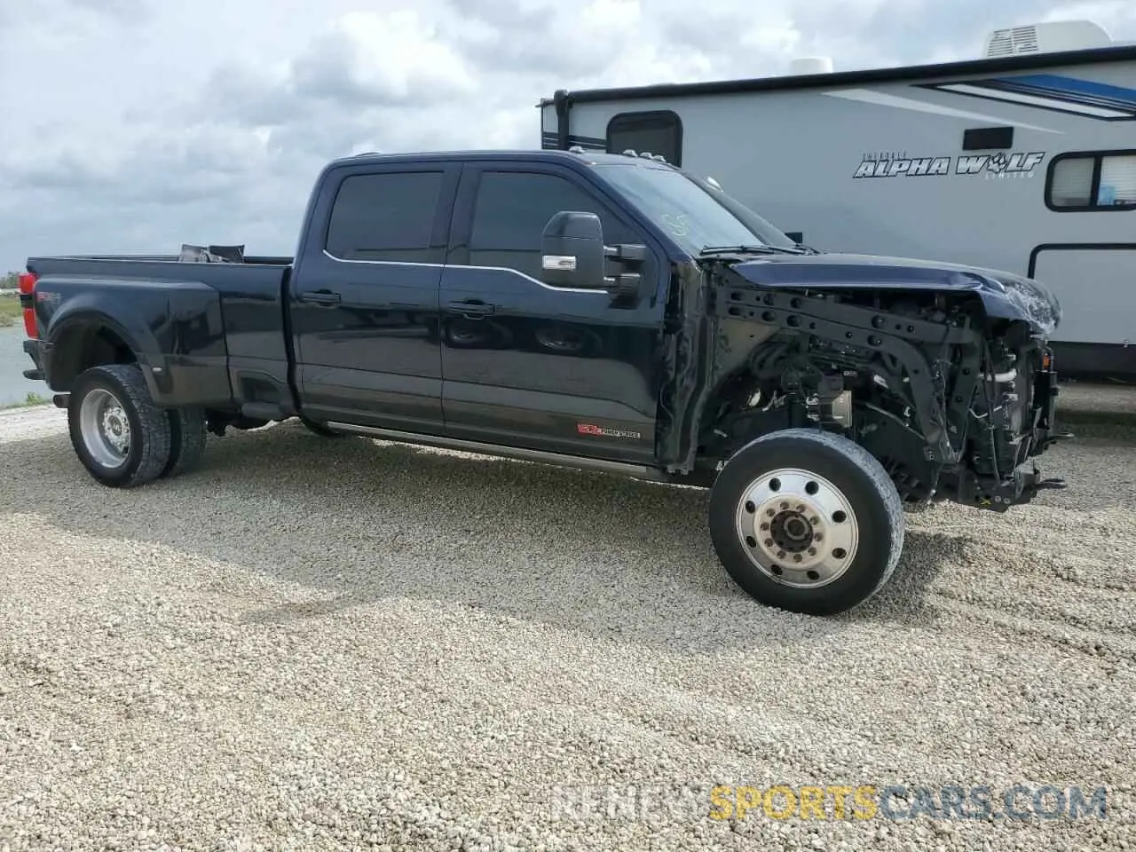 4 fotografías del automóvil dañado 1FT8W4DM0REC65149 FORD F450 2024