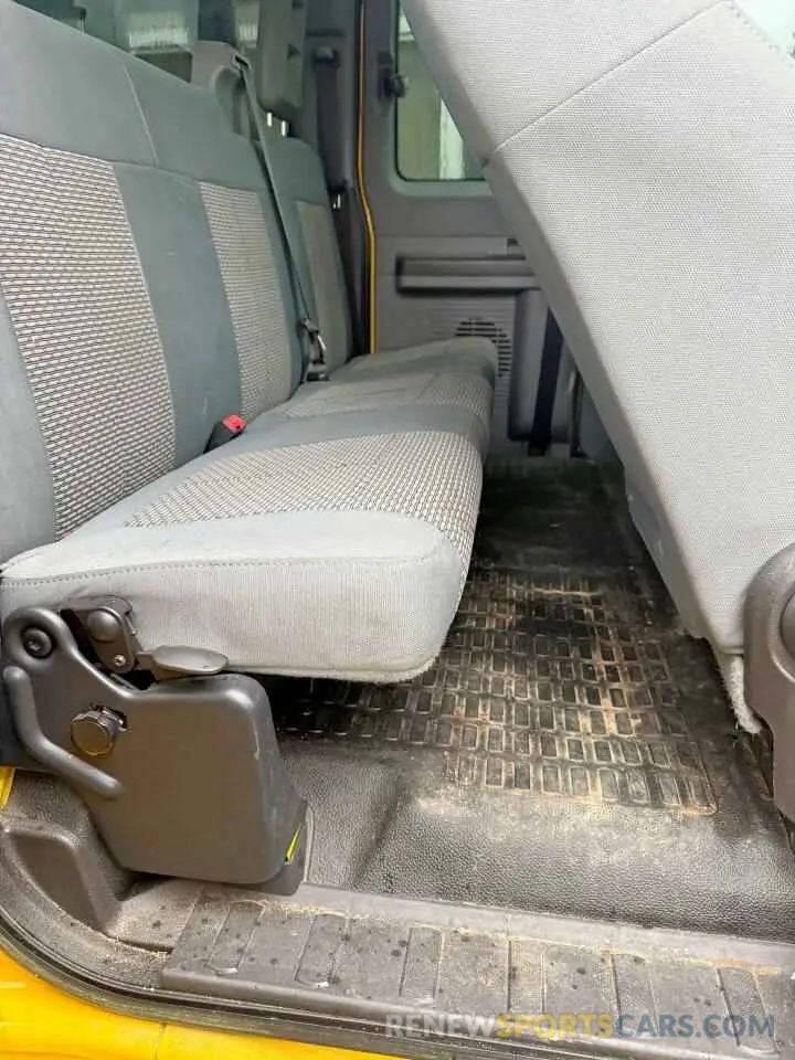 6 fotografías del automóvil dañado 1FDWX6DC8KDF08477 FORD F650 2019