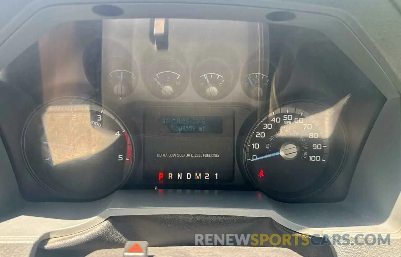 8 fotografías del automóvil dañado 1FDWX6DC8KDF08477 FORD F650 2019