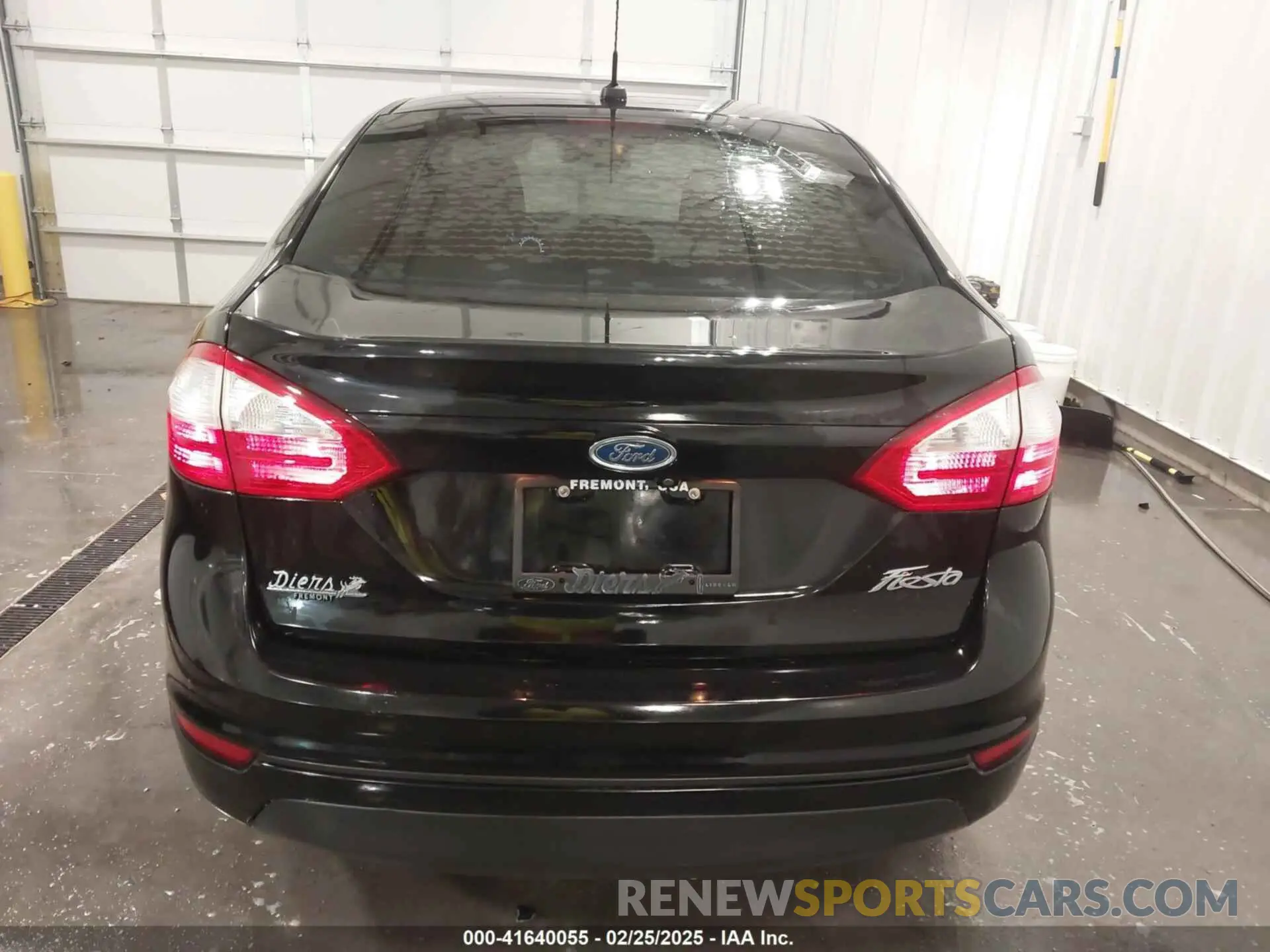 16 fotografías del automóvil dañado 3FADP4AJ0KM163569 FORD FIESTA 2019