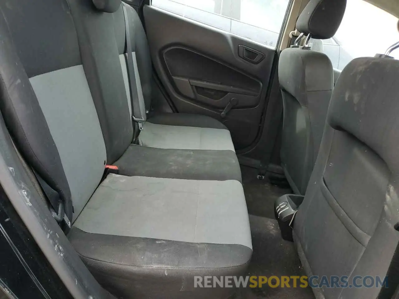 10 fotografías del automóvil dañado 3FADP4AJ3KM154963 FORD FIESTA 2019