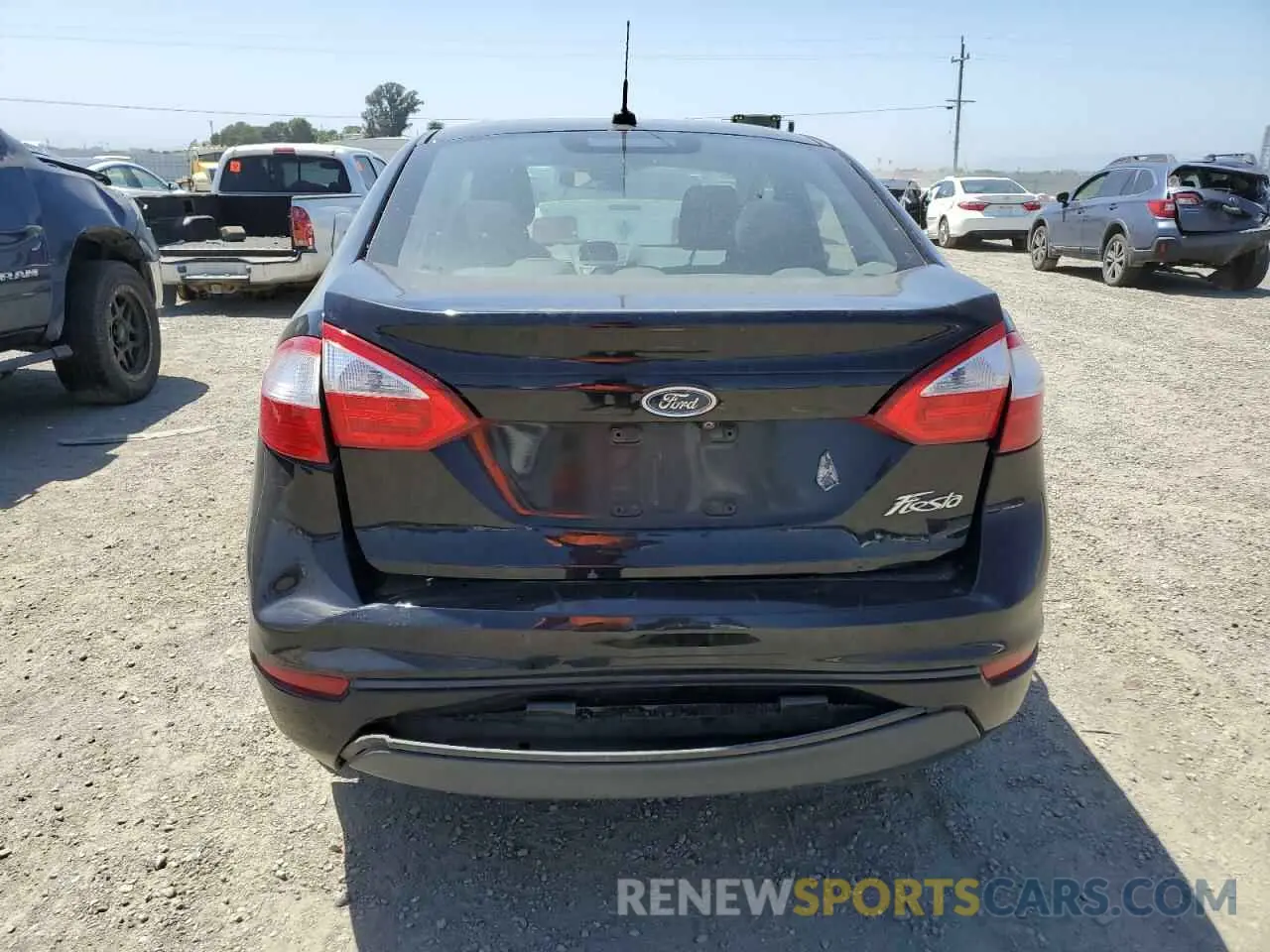 6 fotografías del automóvil dañado 3FADP4AJ5KM127828 FORD FIESTA 2019