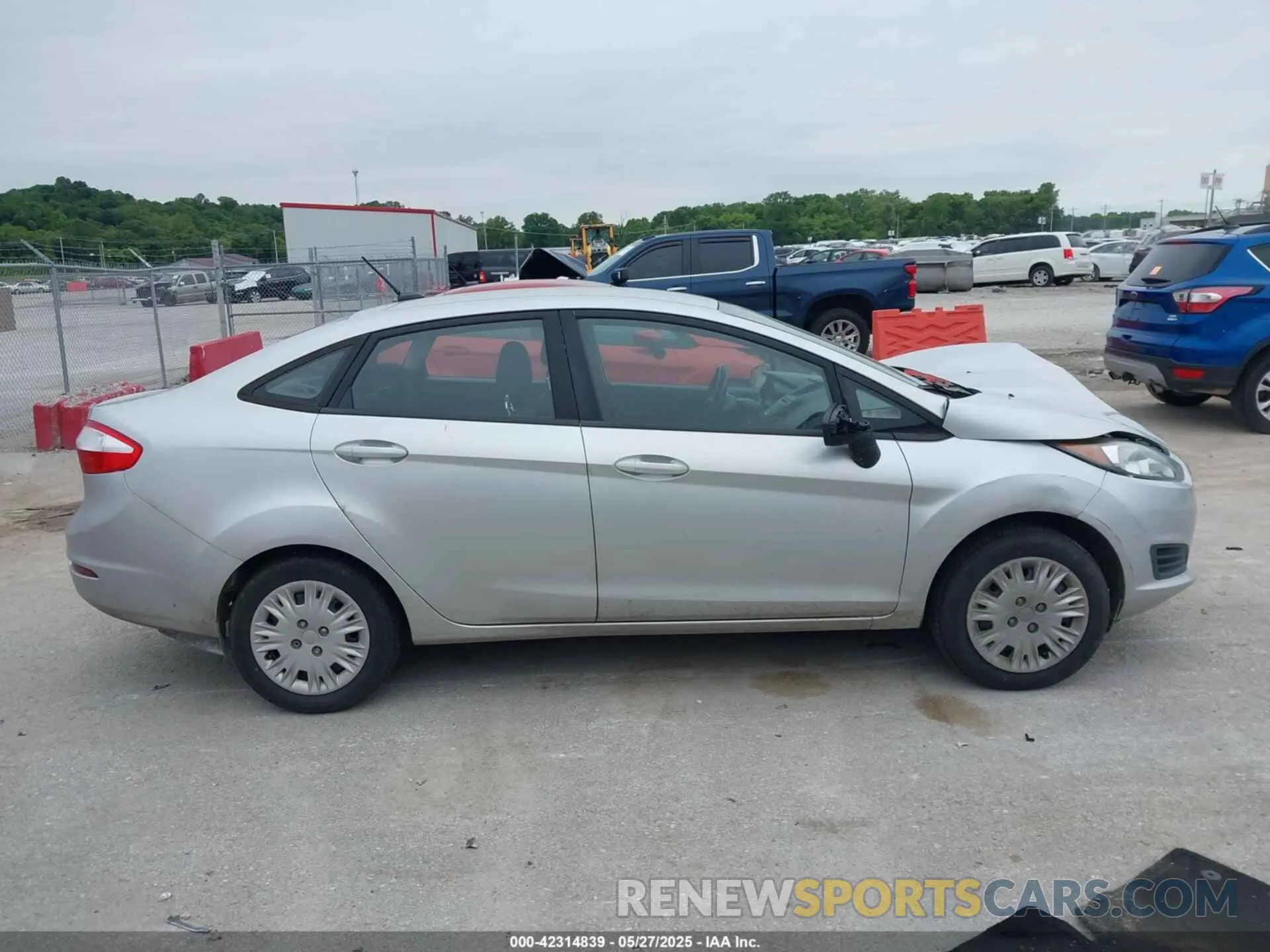 13 fotografías del automóvil dañado 3FADP4AJ8KM129203 FORD FIESTA 2019