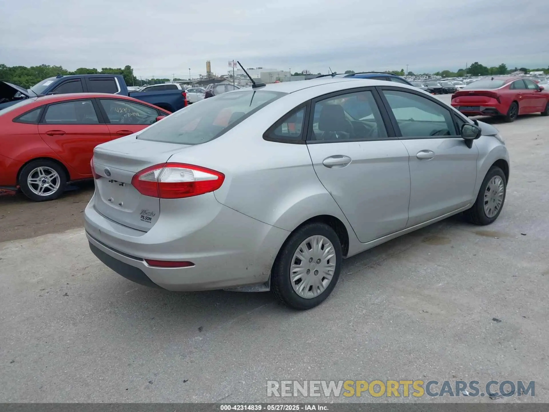 4 fotografías del automóvil dañado 3FADP4AJ8KM129203 FORD FIESTA 2019