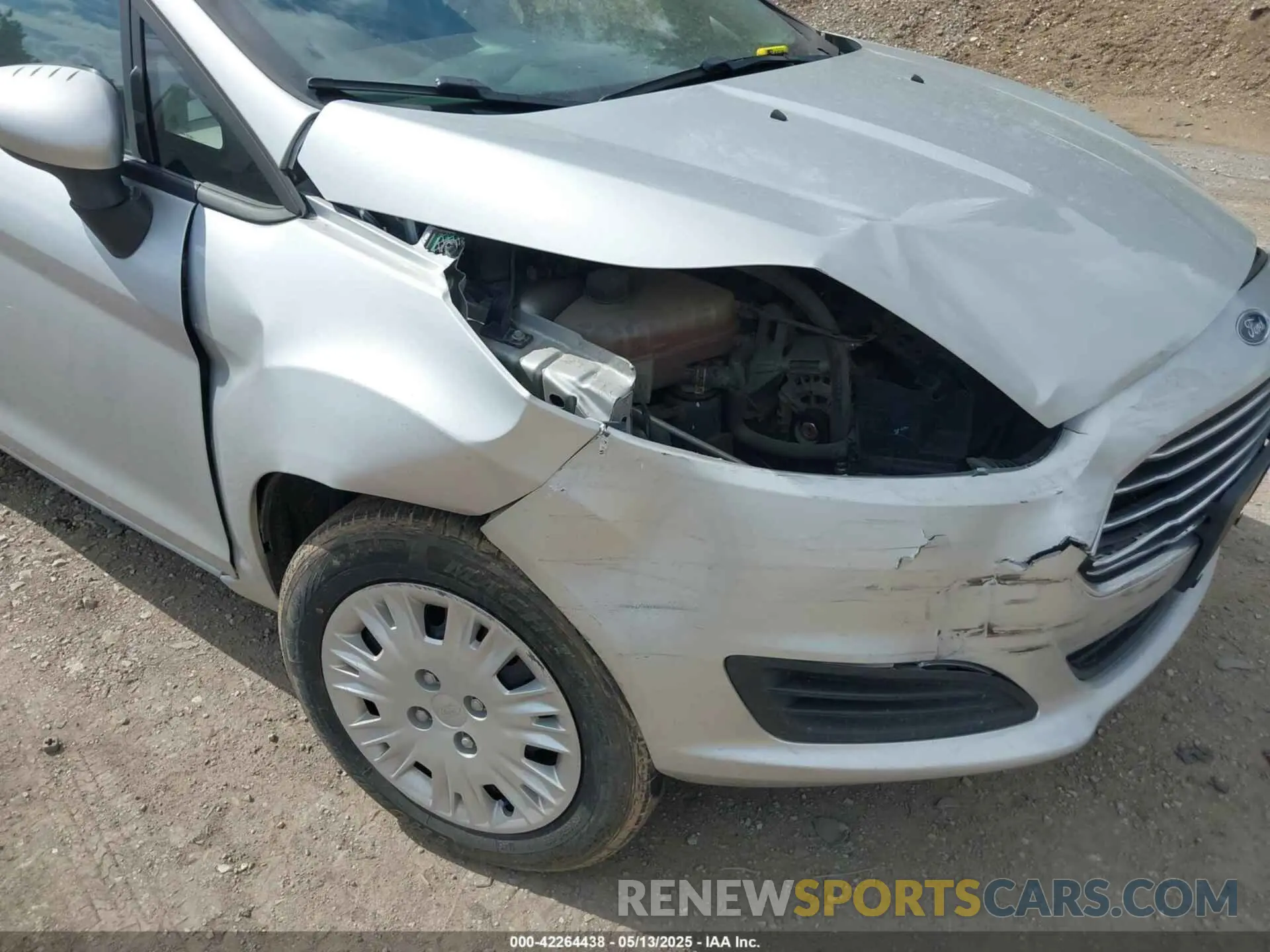6 fotografías del automóvil dañado 3FADP4AJ9KM122597 FORD FIESTA 2019