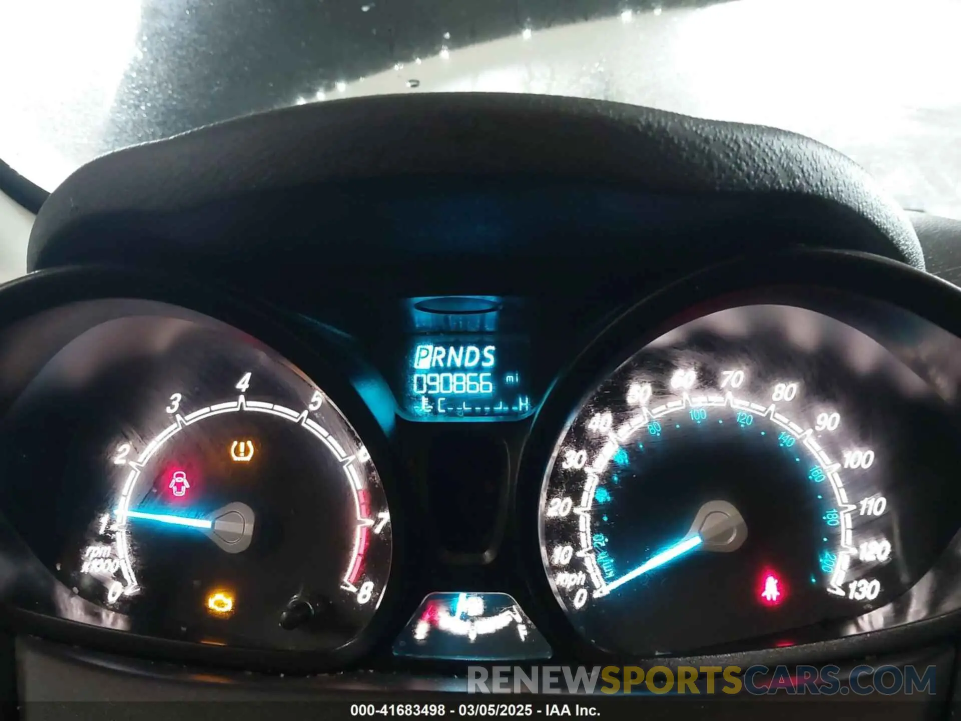 7 fotografías del automóvil dañado 3FADP4AJ9KM152554 FORD FIESTA 2019
