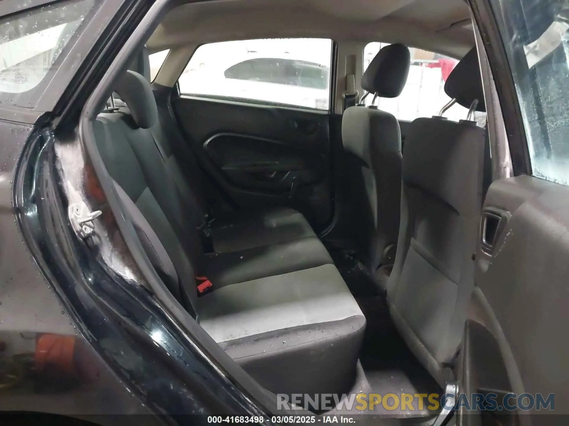 8 fotografías del automóvil dañado 3FADP4AJ9KM152554 FORD FIESTA 2019