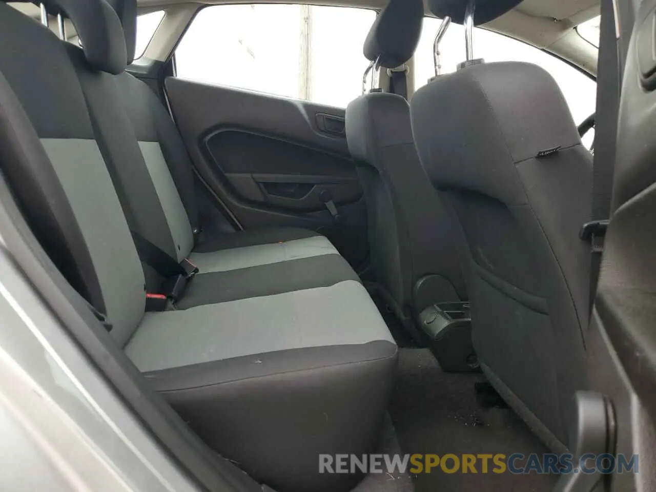 11 fotografías del automóvil dañado 3FADP4AJXKM144463 FORD FIESTA 2019