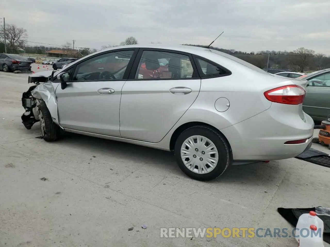 2 fotografías del automóvil dañado 3FADP4AJXKM144463 FORD FIESTA 2019