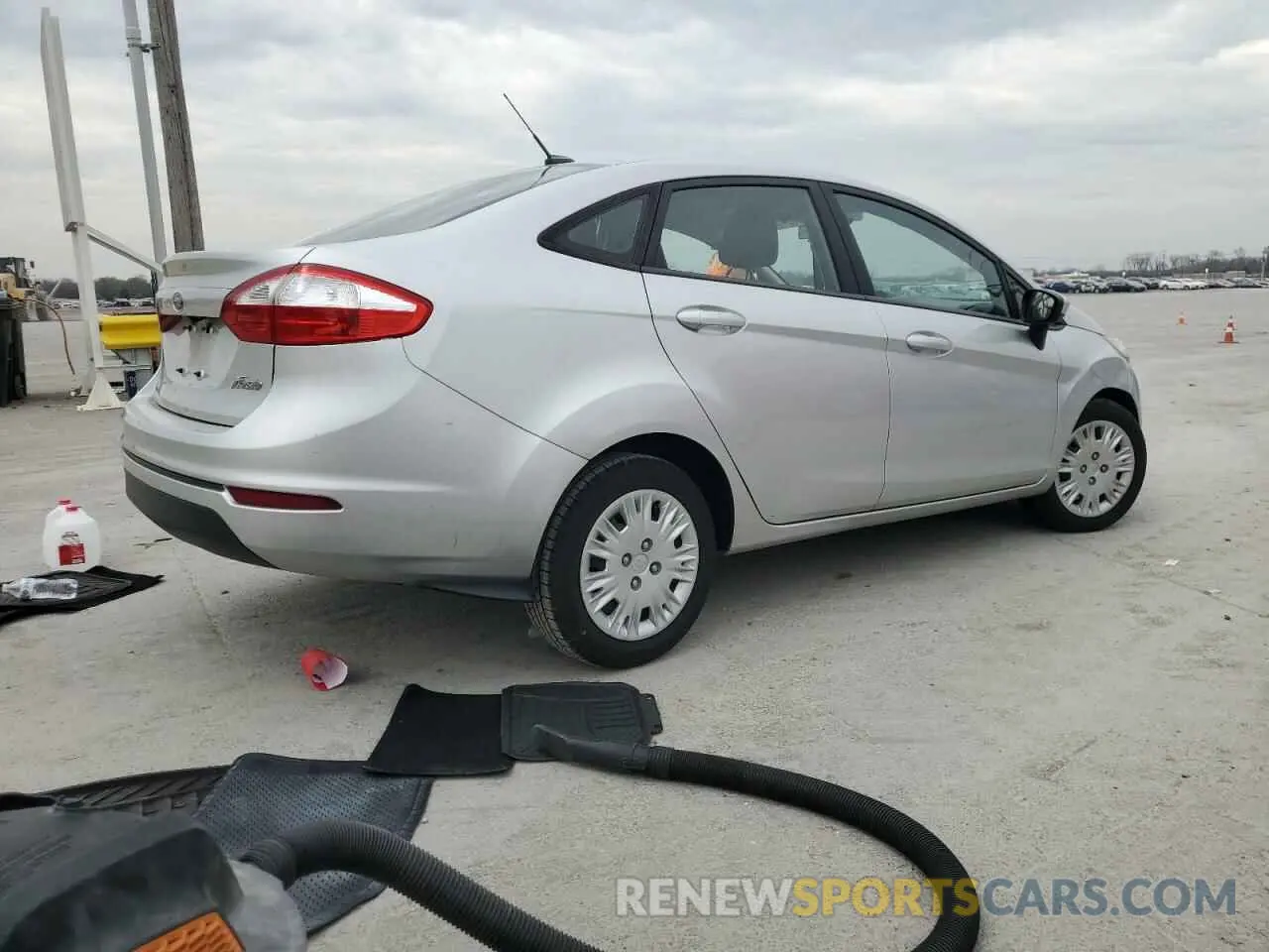 3 fotografías del automóvil dañado 3FADP4AJXKM144463 FORD FIESTA 2019