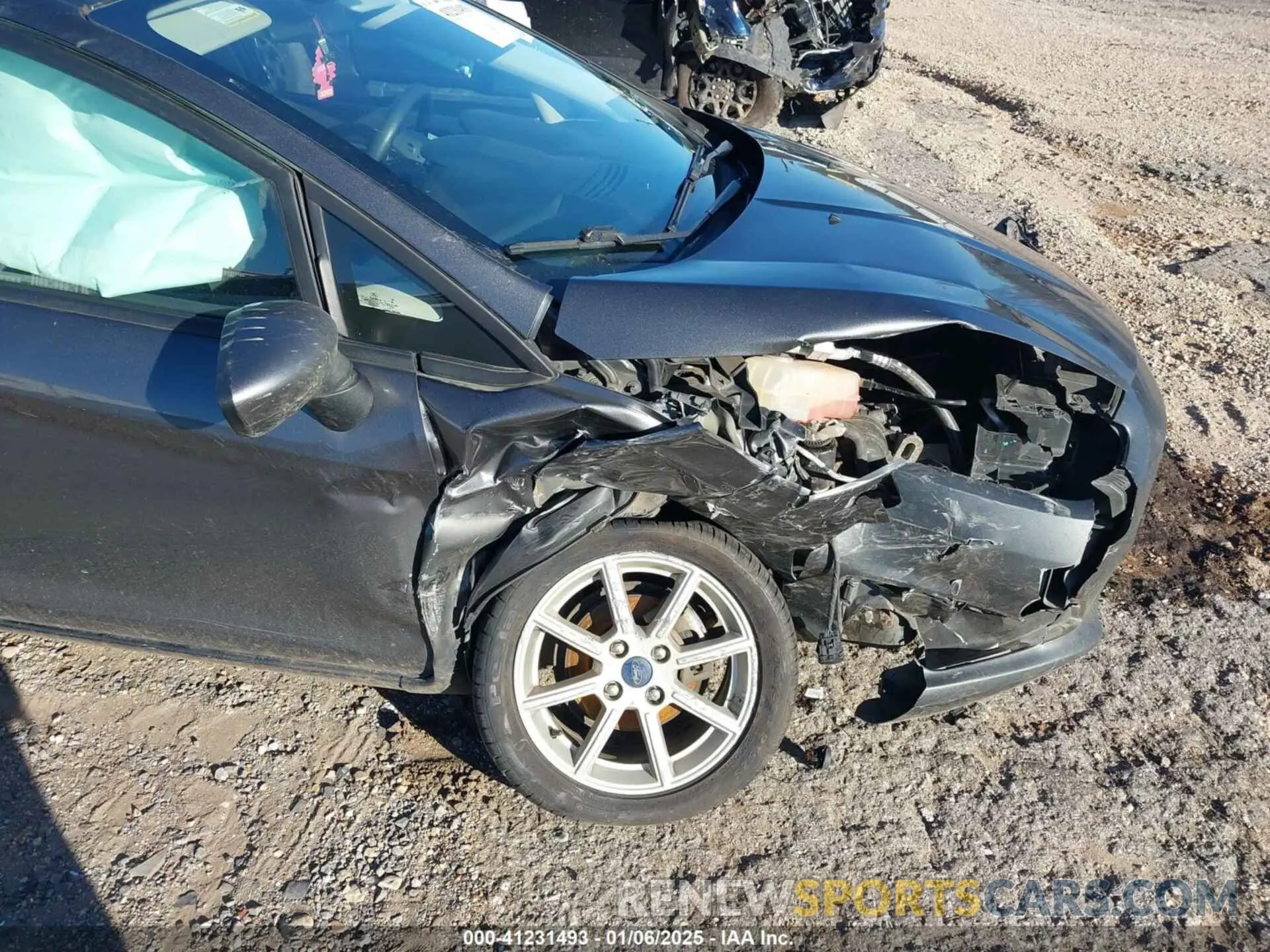 12 fotografías del automóvil dañado 3FADP4BJ0KM123703 FORD FIESTA 2019