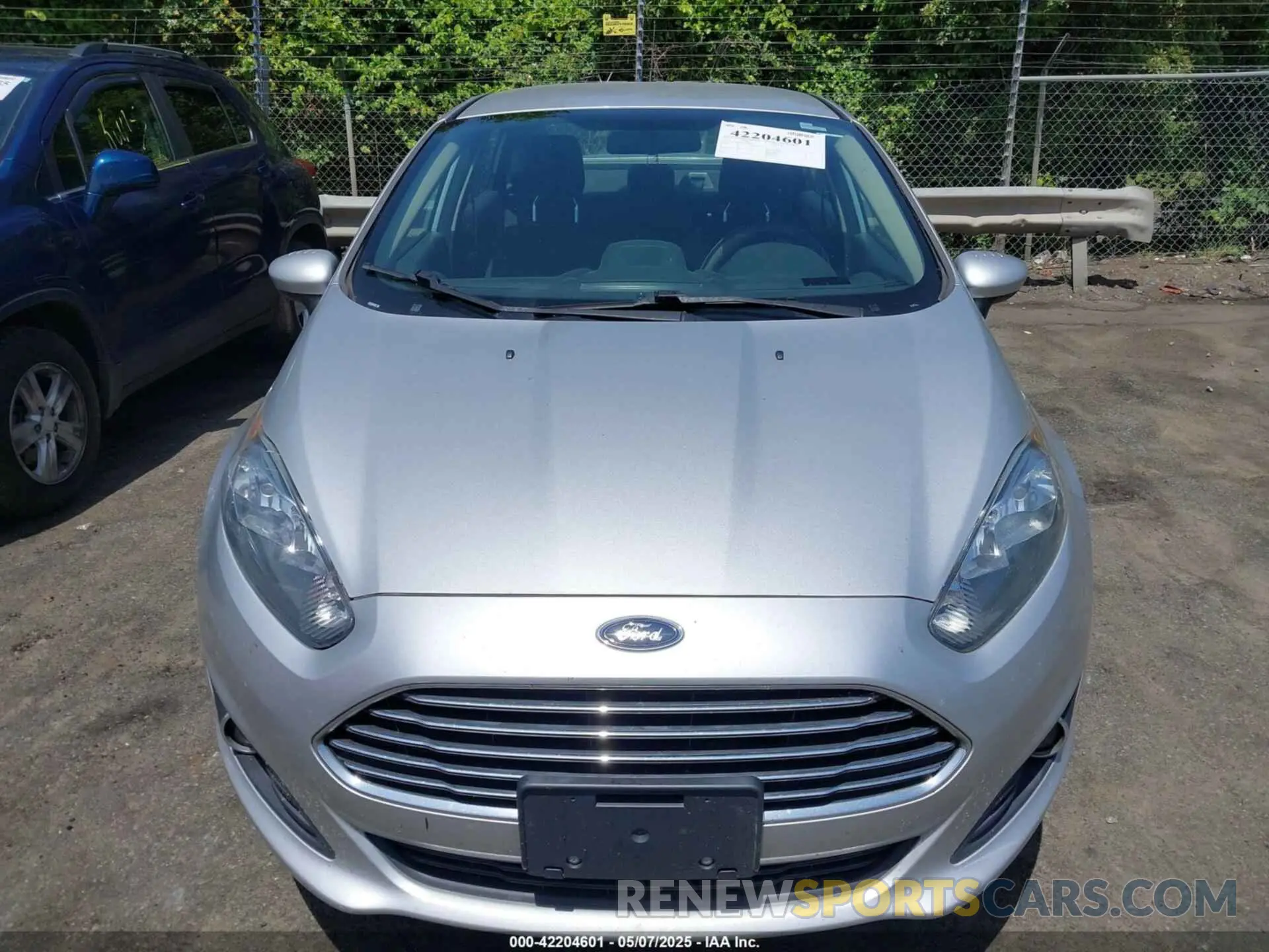 12 fotografías del automóvil dañado 3FADP4BJ0KM133096 FORD FIESTA 2019