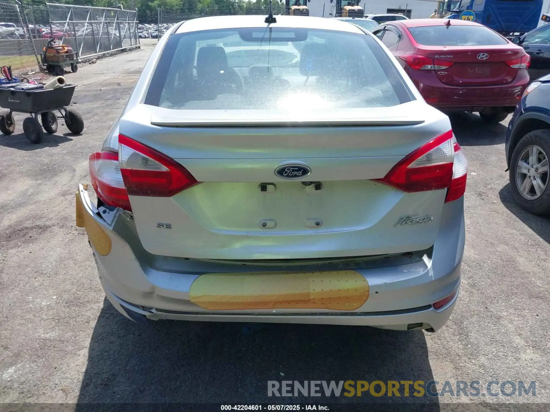 6 fotografías del automóvil dañado 3FADP4BJ0KM133096 FORD FIESTA 2019